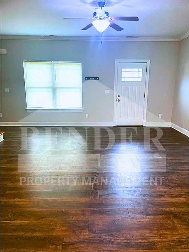 1826 Bell Tower Ln Ne - Photo 2 of 10