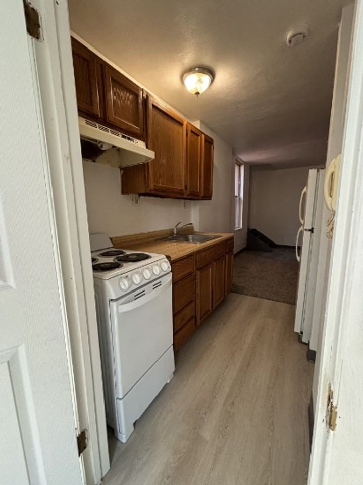 1908 Monongahela Avenue - Photo 2 of 8