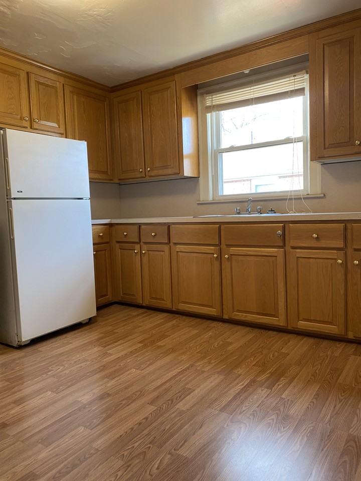 75 Fuller St #2 - Photo 3 of 10