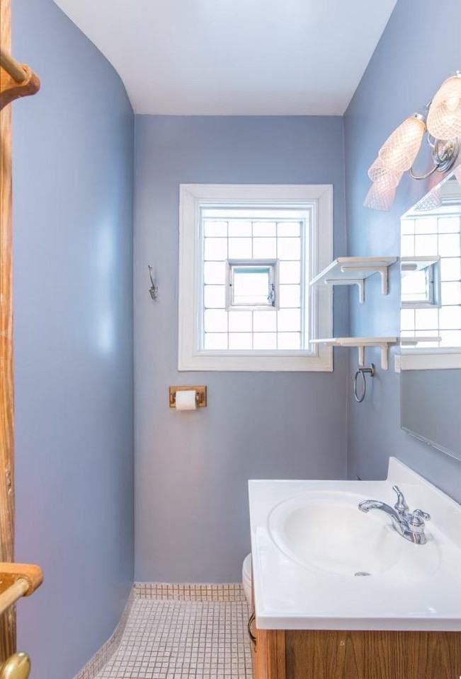 1820 W Newport Ave #1 - Photo 4 of 7