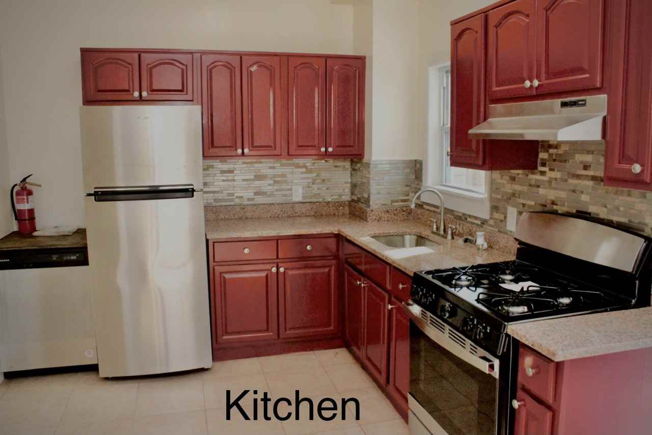 289 Claremont Ave #NA - Photo 4 of 24