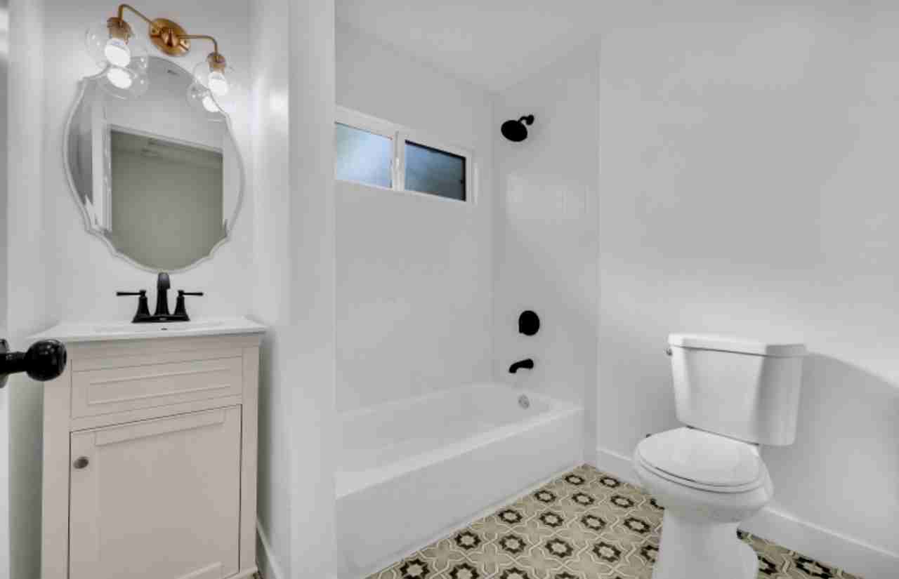 1223 North Avenue 45 - Photo 5 of 19