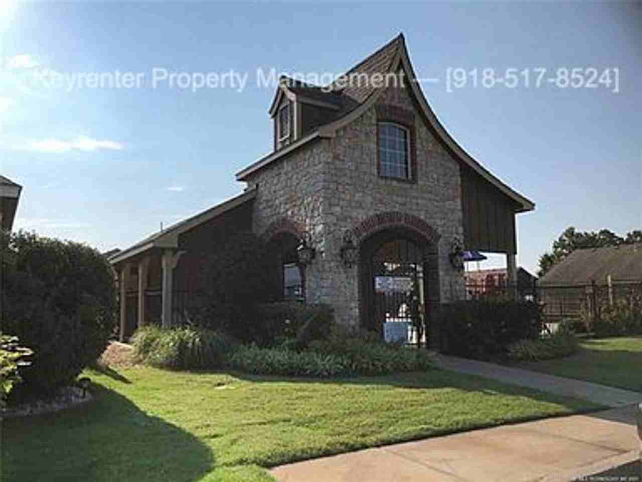 10905 N 117th East Ave - Photo 3 of 28