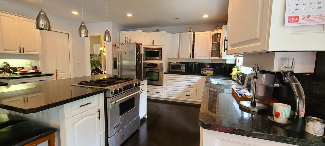 3079 145A Street - Photo 2 of 14