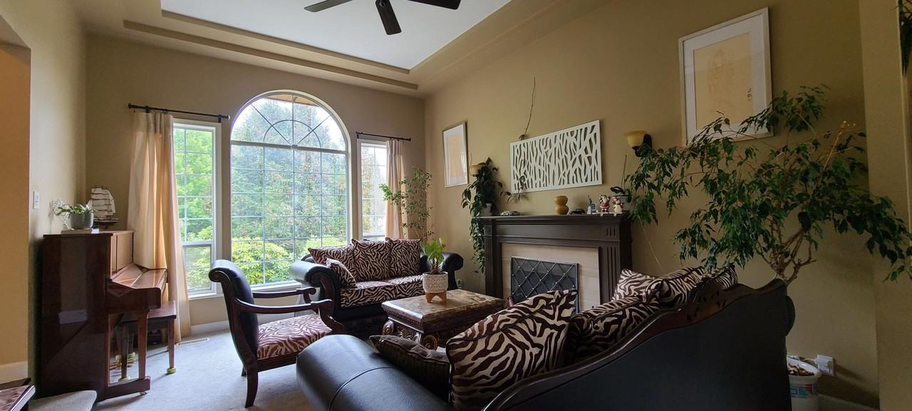 3079 145A Street - Photo 5 of 14