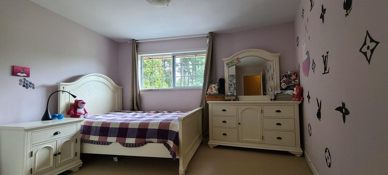 3079 145A Street - Photo 7 of 14