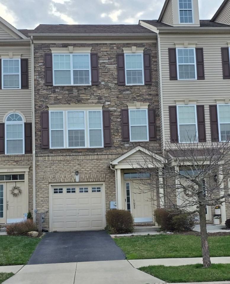 2226 Audubon Trl - Photo 2 of 50