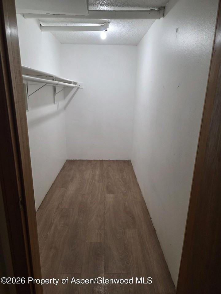 702 Midland Ave Apt 14 - Photo 7 of 10