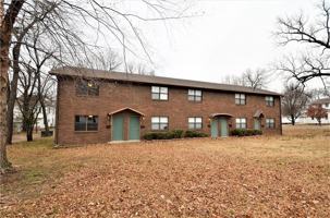 featured image of 250 N Madison St #C