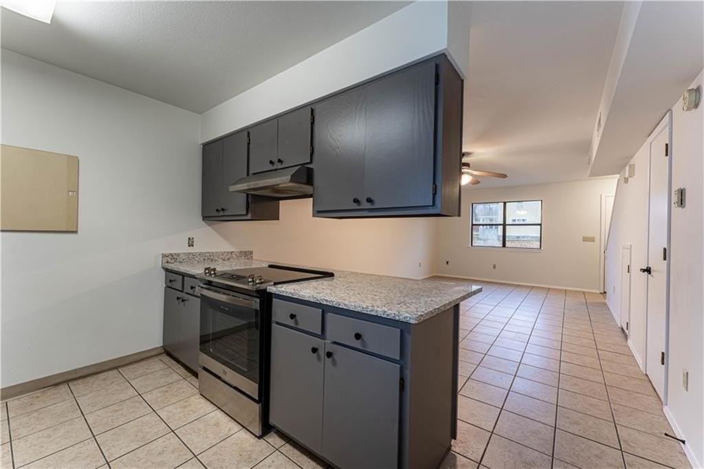 250 N Madison St #C - Photo 4 of 24