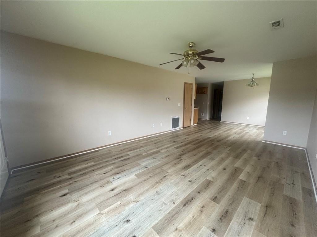 1302 N 22nd St - Photo 4 of 17