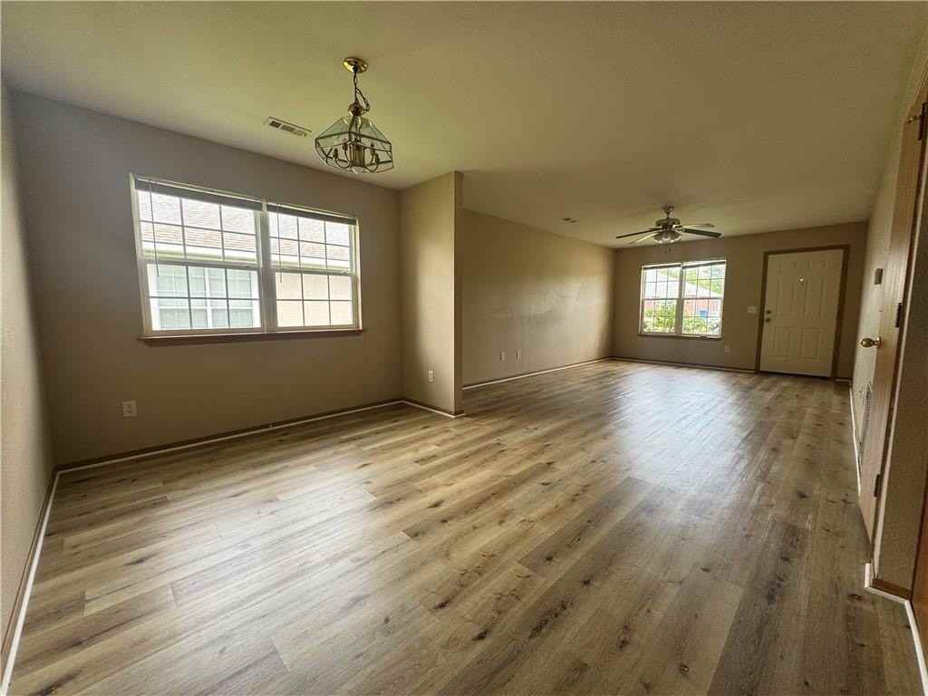 1302 N 22nd St - Photo 7 of 17