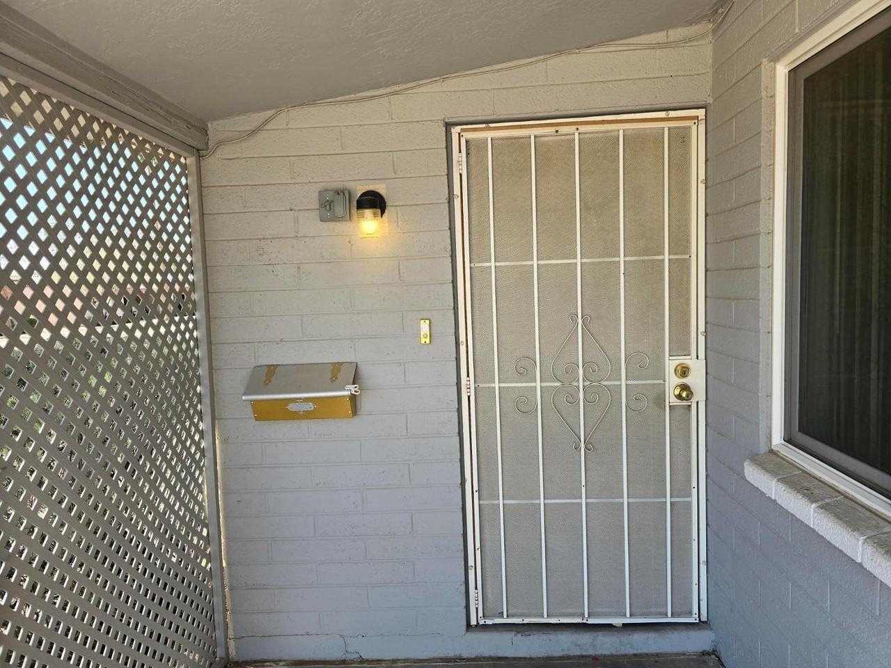 6124 E Akron St - Photo 5 of 5