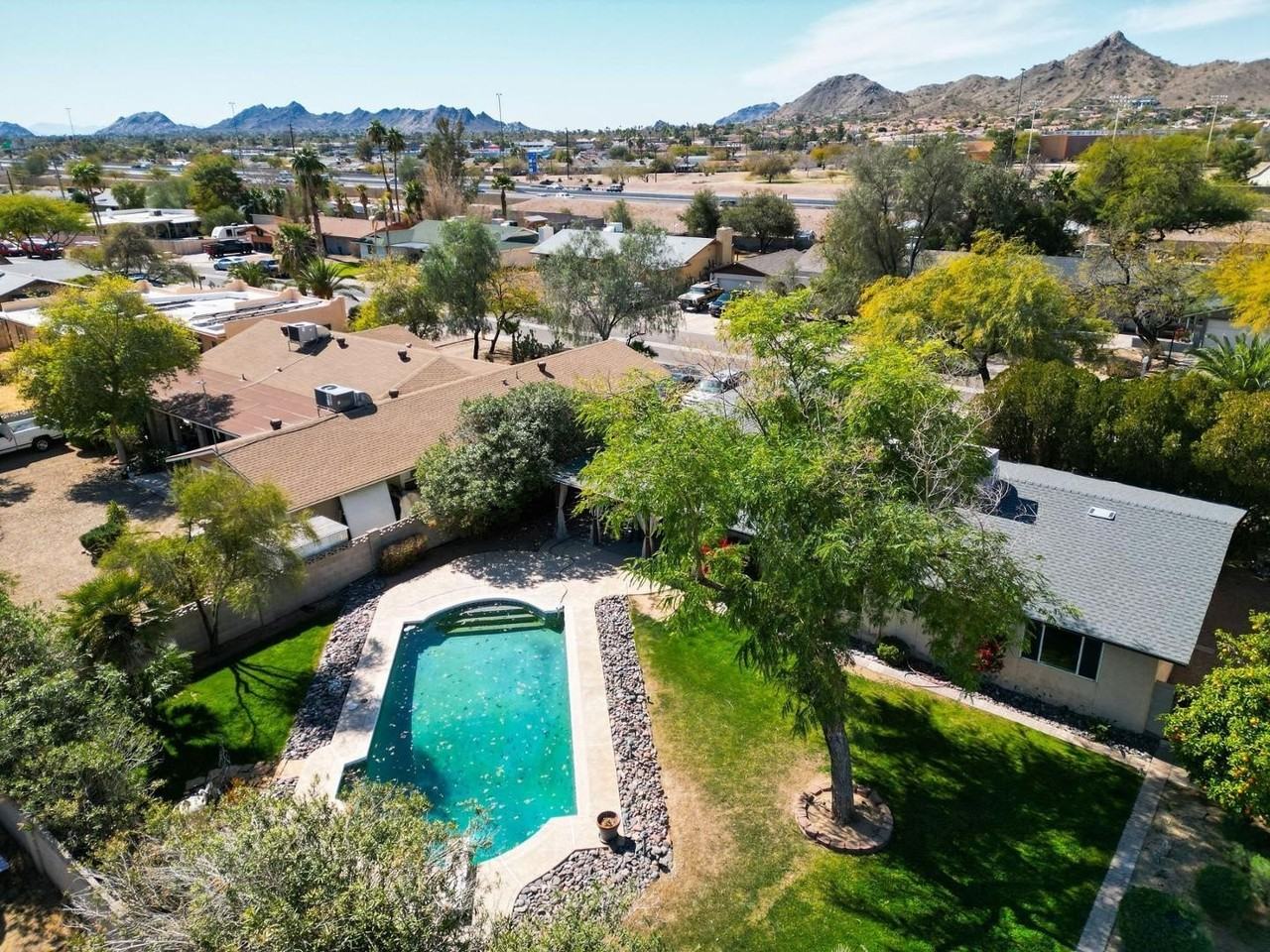 14237 N 34th Way - Photo 2 of 13