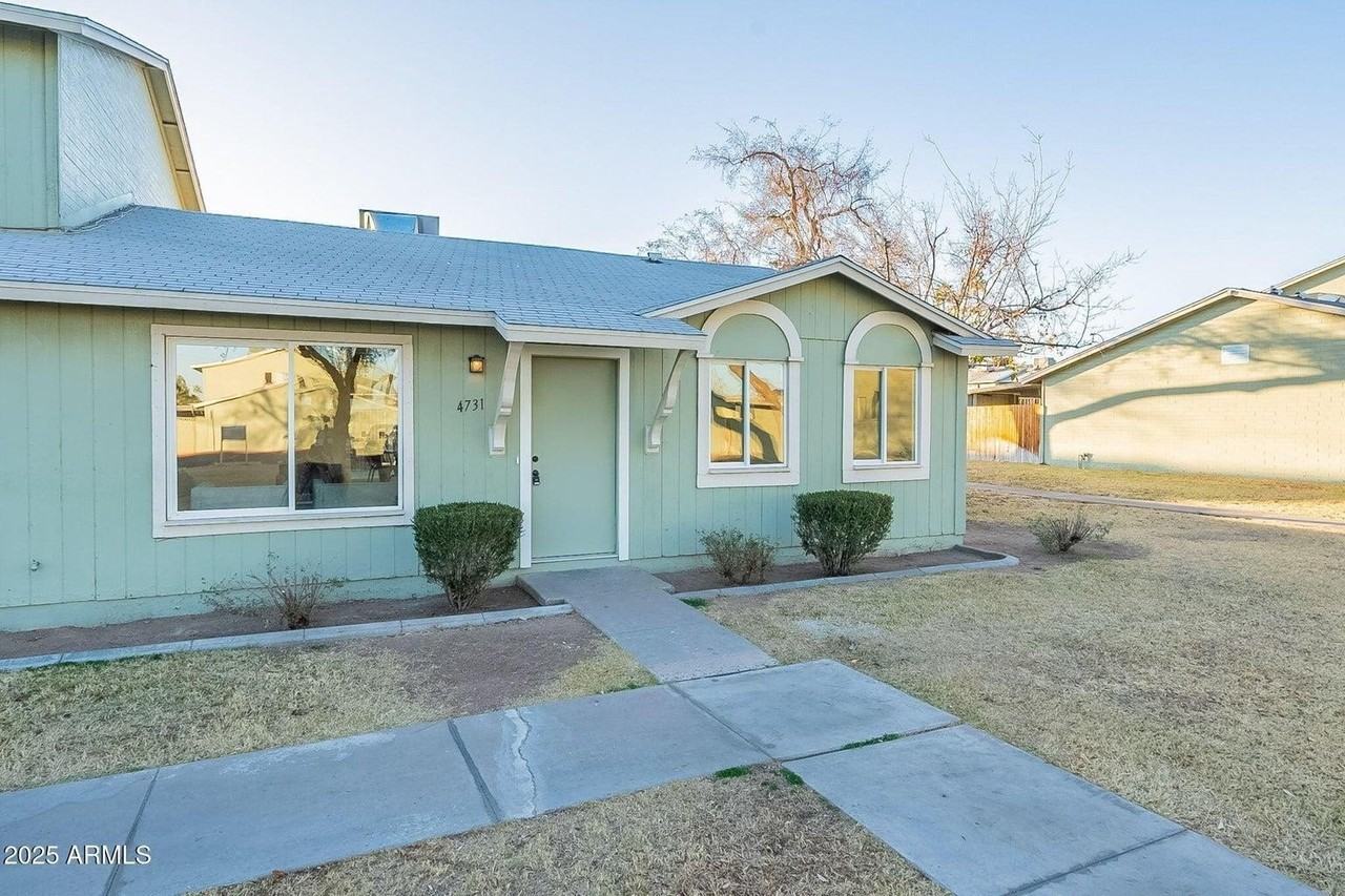 4731 N 26th Ln - Photo 5 of 29