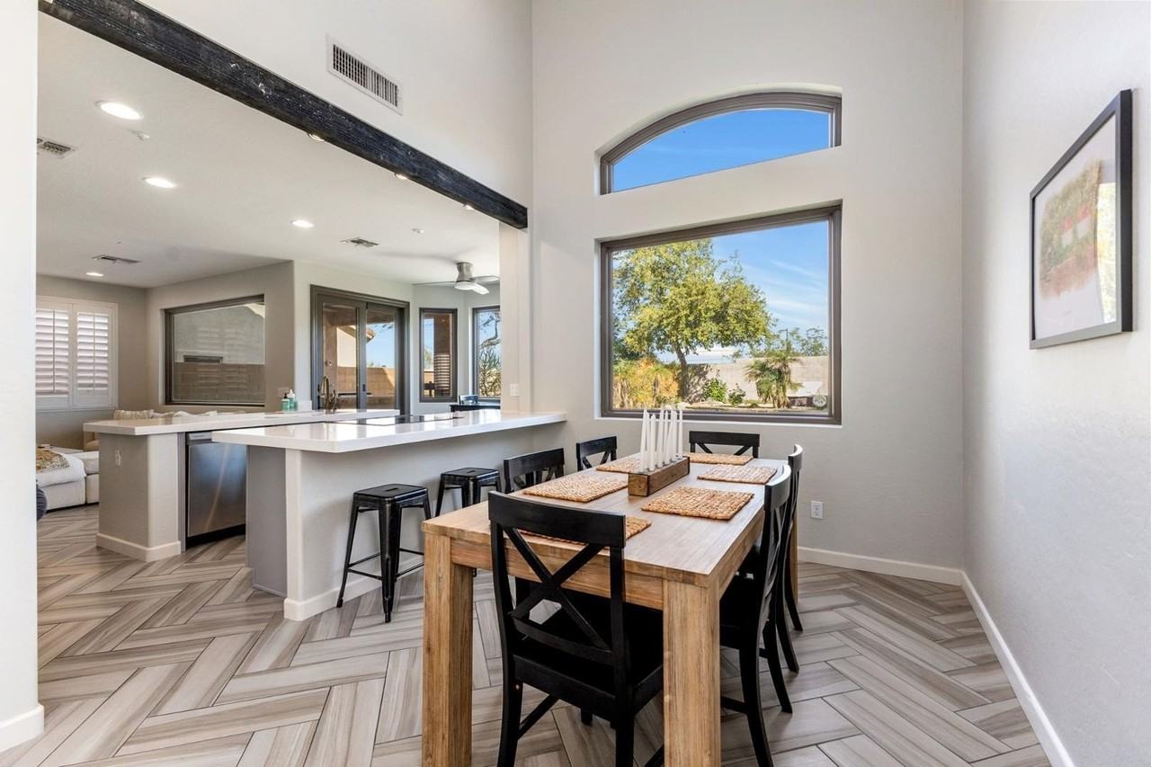 10340 E Caribbean Ln - Photo 3 of 29