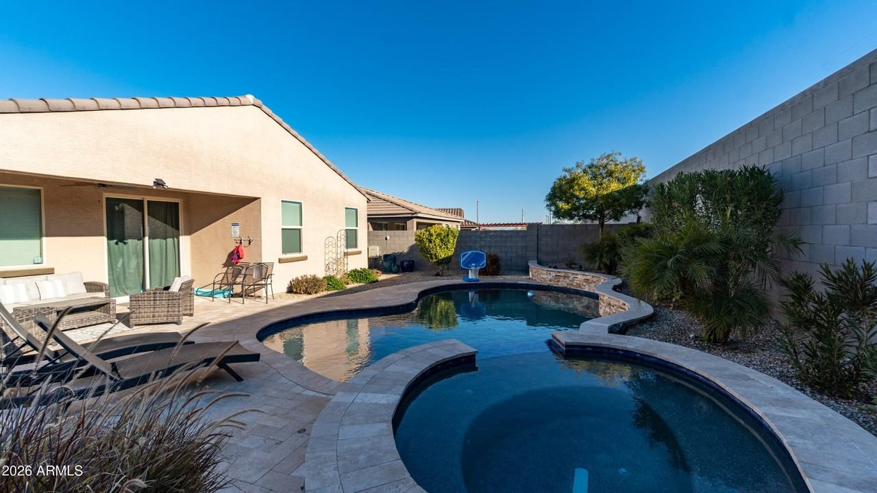 10793 S 174th Ave - Photo 3 of 20