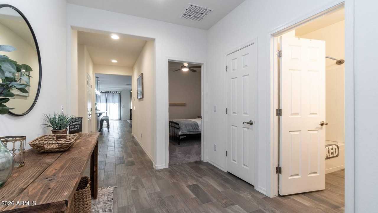 10793 S 174th Ave - Photo 5 of 20