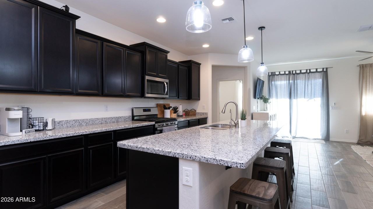 10793 S 174th Ave - Photo 6 of 20