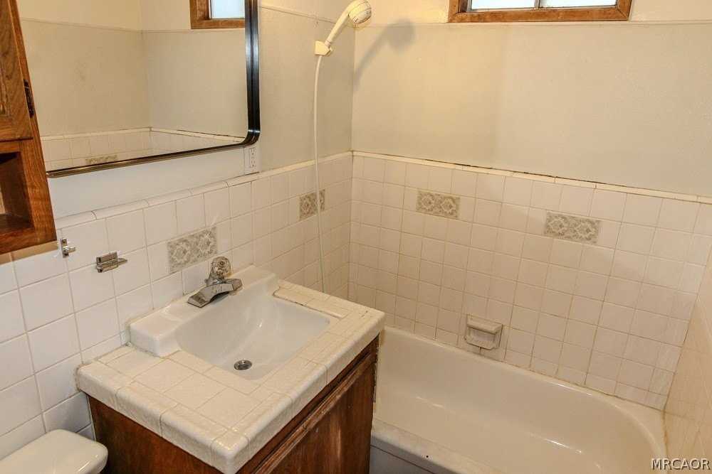 417 W Sherwood Blvd - Photo 6 of 20