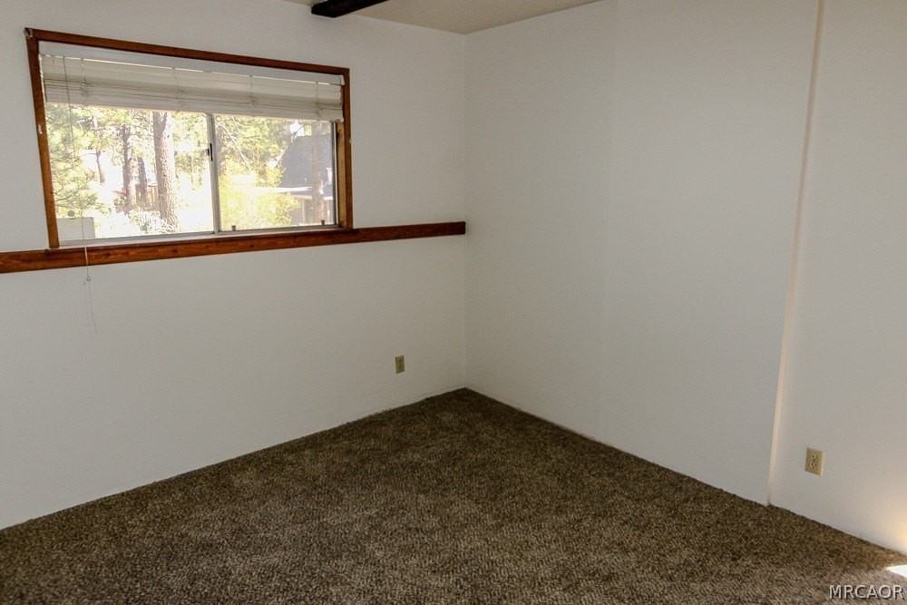 417 W Sherwood Blvd - Photo 7 of 20