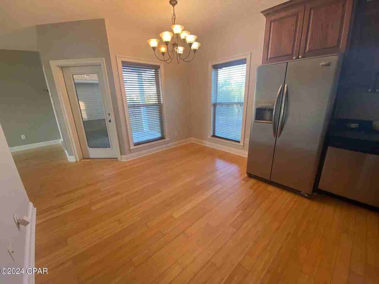 2646 Avondale Ct - Photo 7 of 11