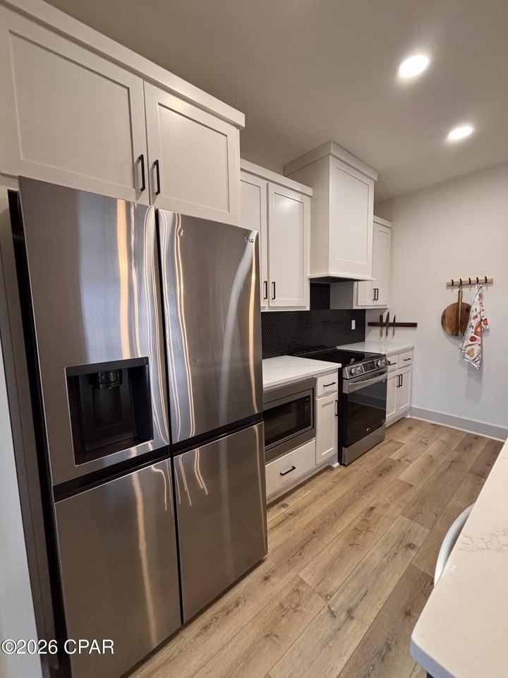 3806 Heartwood St - Photo 5 of 20