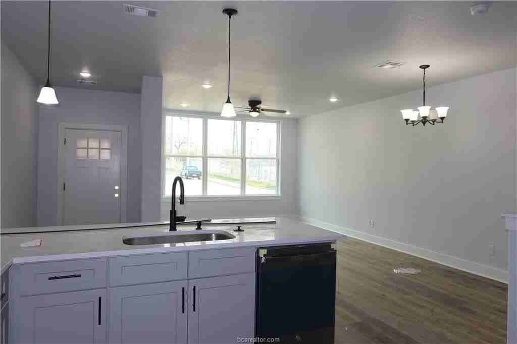 2160 Big River St - Photo 6 of 15