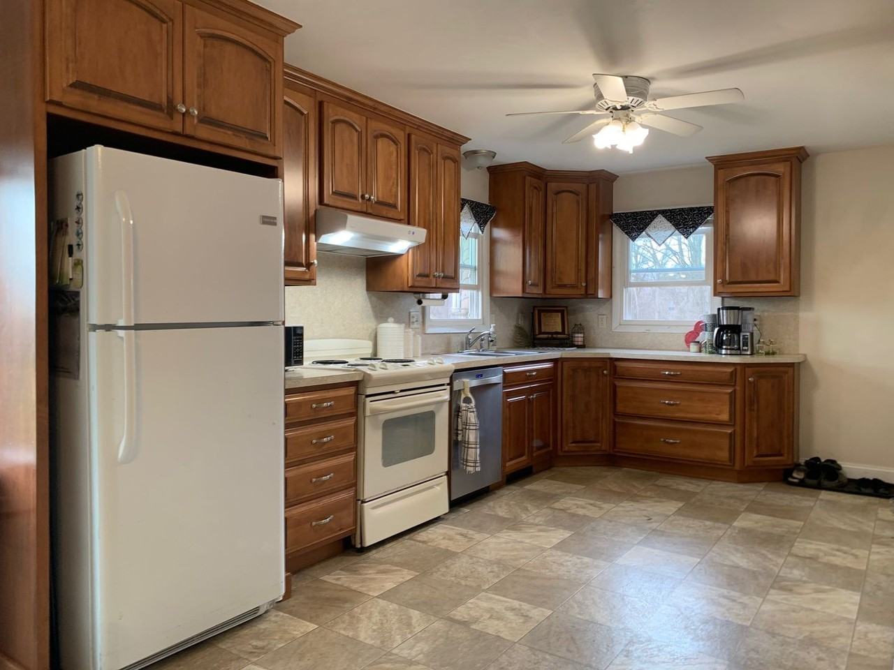 2110 Sand Hill Rd - Photo 6 of 13