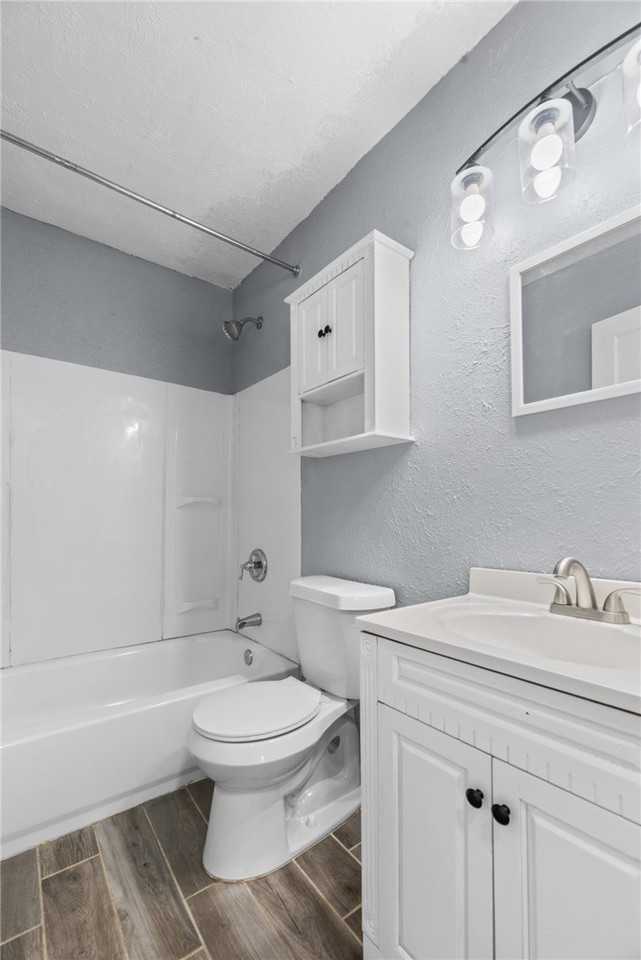 4645 Cheryl Dr - Photo 4 of 18