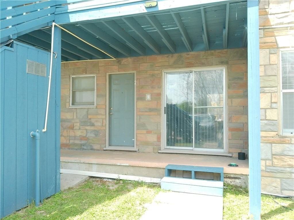 829 Indiana Ave Apt 2 - Photo 2 of 12