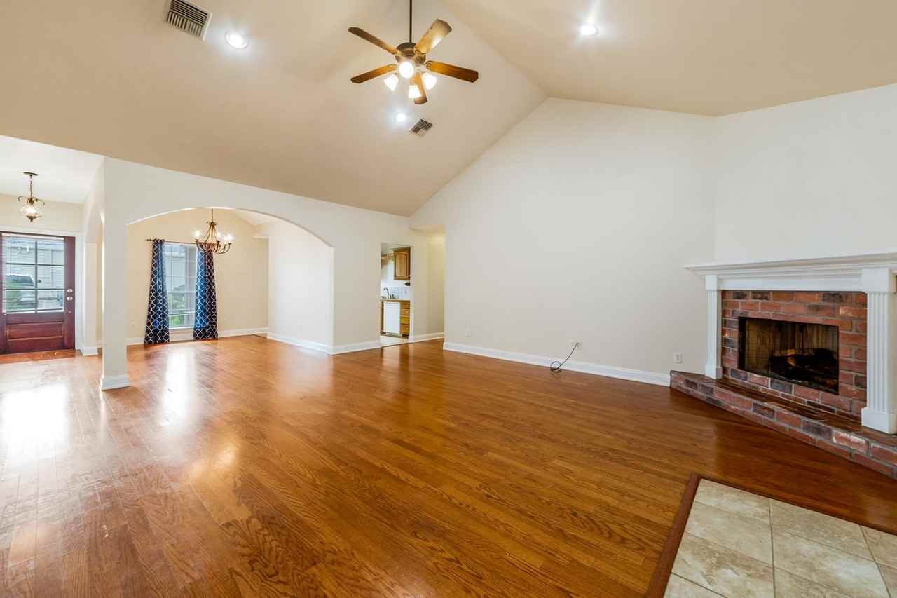 119 Ridgeview Dr - Photo 4 of 17