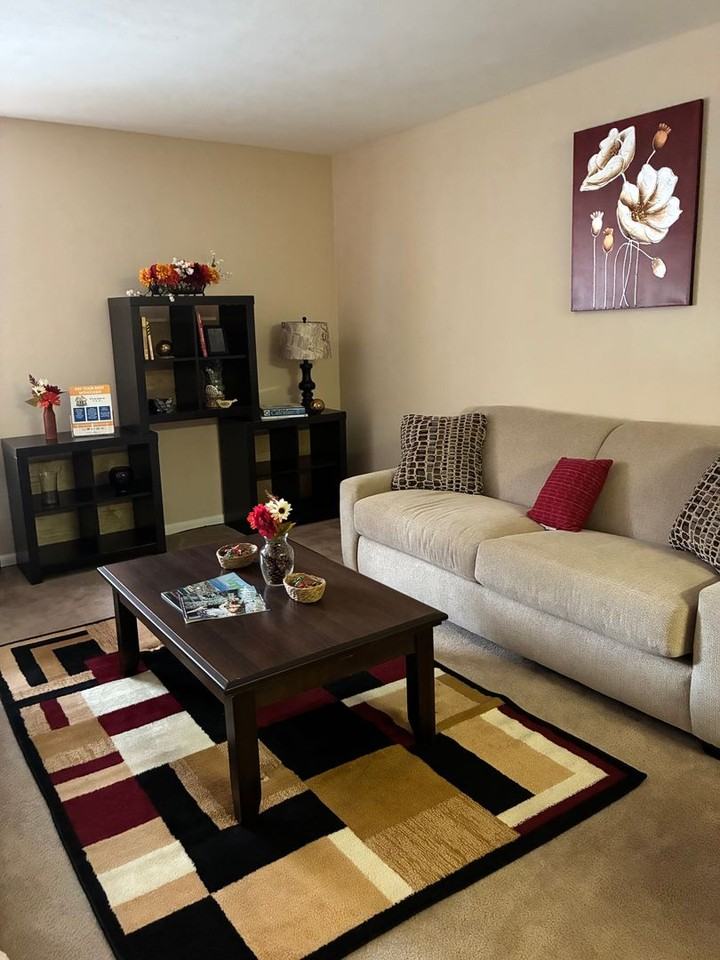 320 E Mercury Blvd #63 - Photo 3 of 18