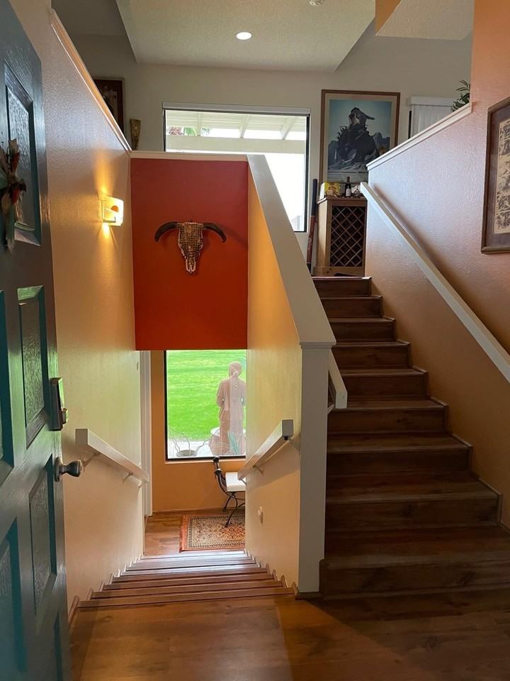 8 Mission Ct - Photo 5 of 17