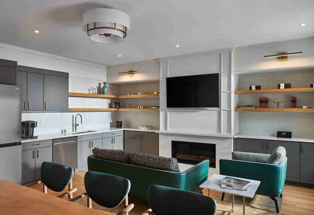 2630 N Hackett Ave #103 - Photo 7 of 11