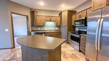 featured image of 2550 Quarry Rd Ne