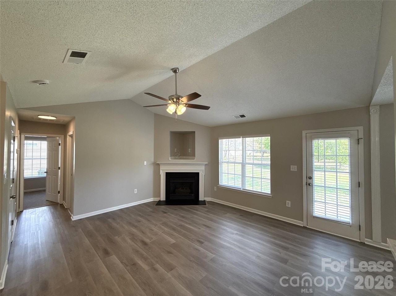 14300 Menifee Dr - Photo 2 of 15
