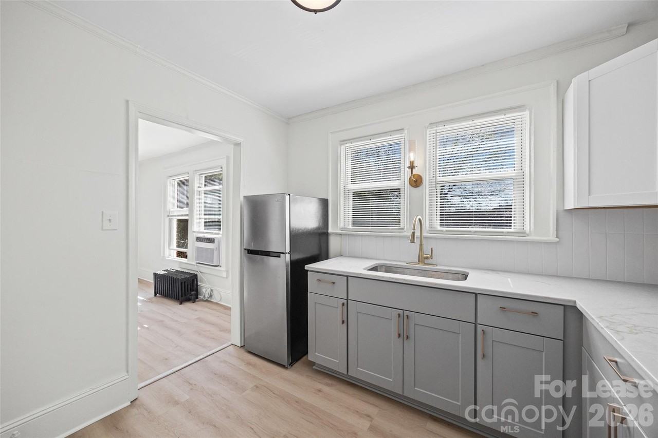 49 Corban Ave Sw #15 - Photo 4 of 18