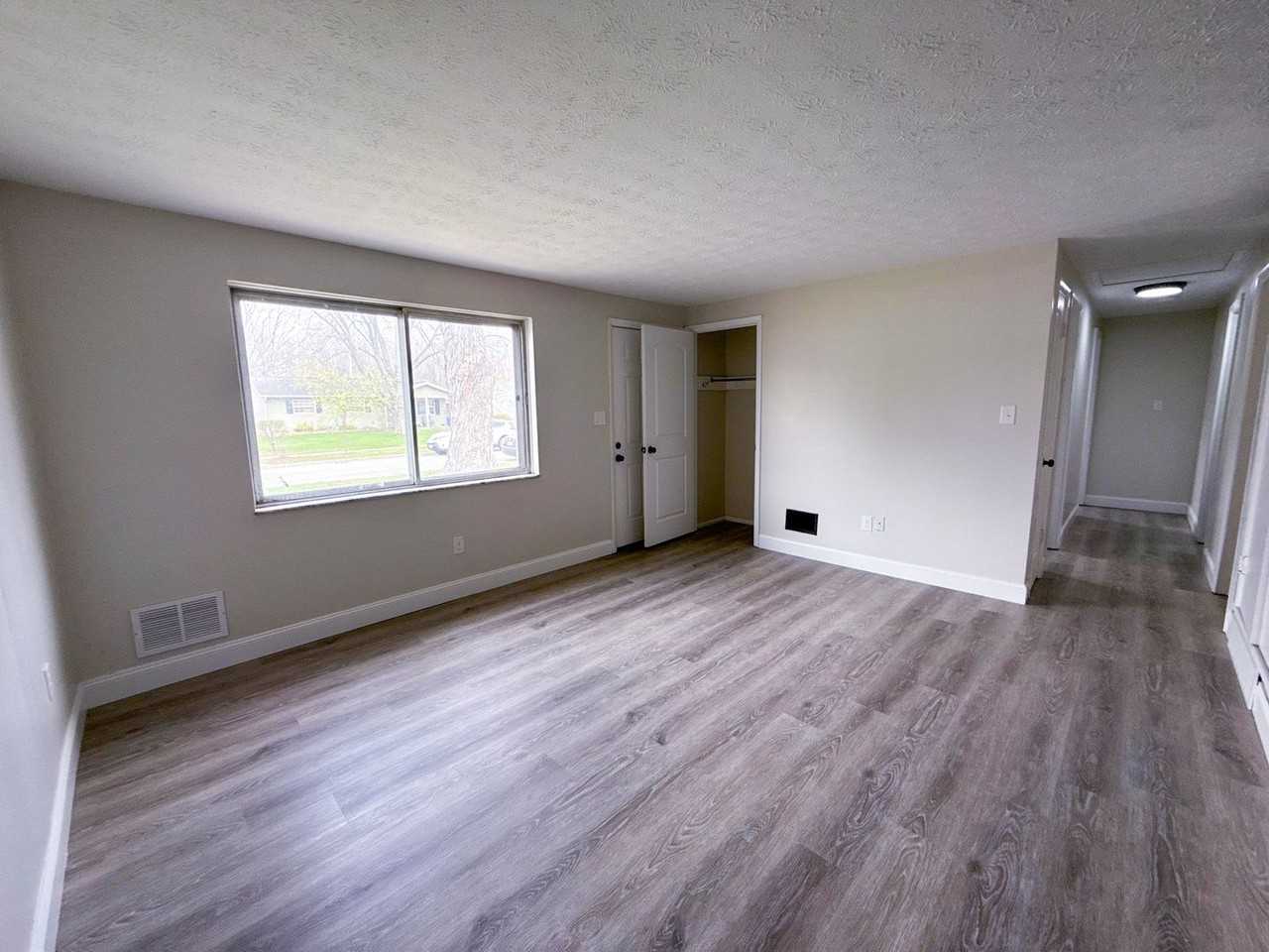 4911 Wymore Dr - Photo 3 of 19