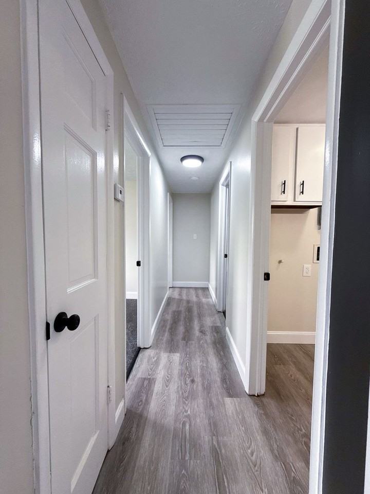 4911 Wymore Dr - Photo 4 of 19