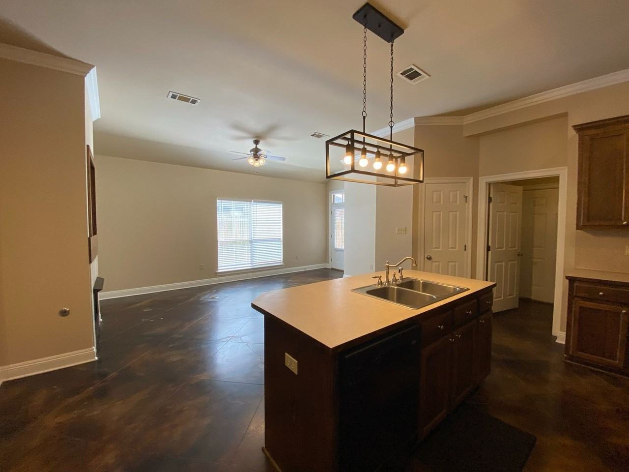 5235 Paducah Ct - Photo 4 of 19