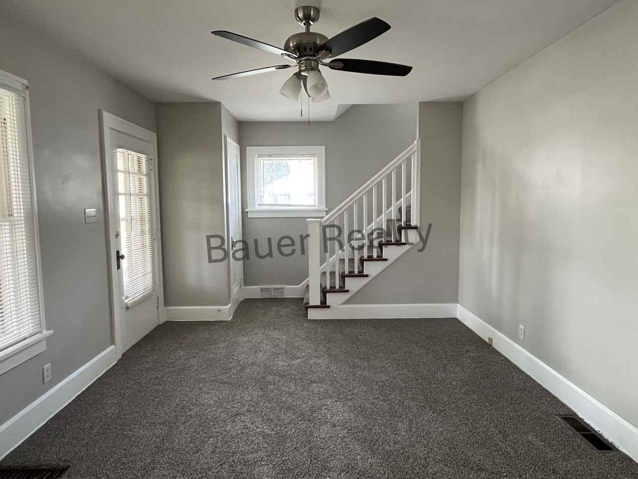 259 E 10th St - Photo 7 of 19