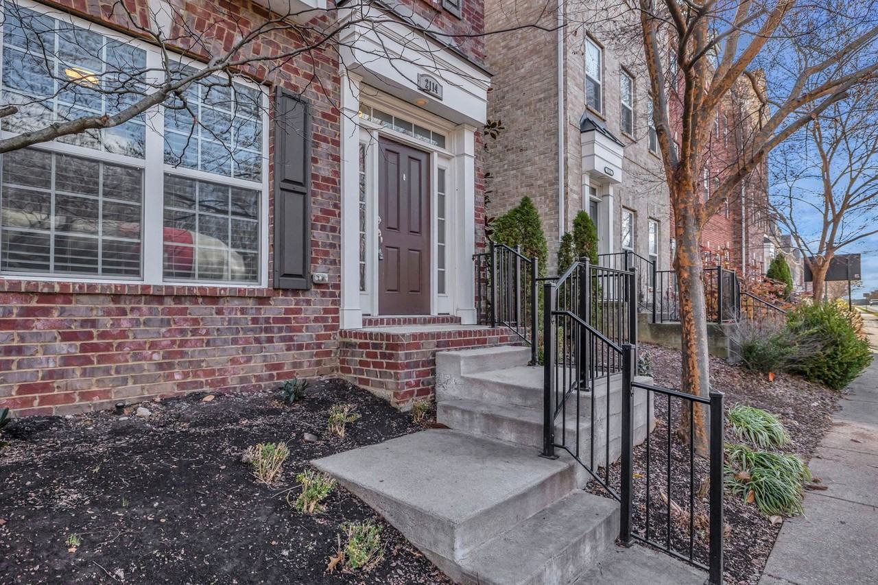 2114 Middle Tennessee Blvd - Photo 3 of 44