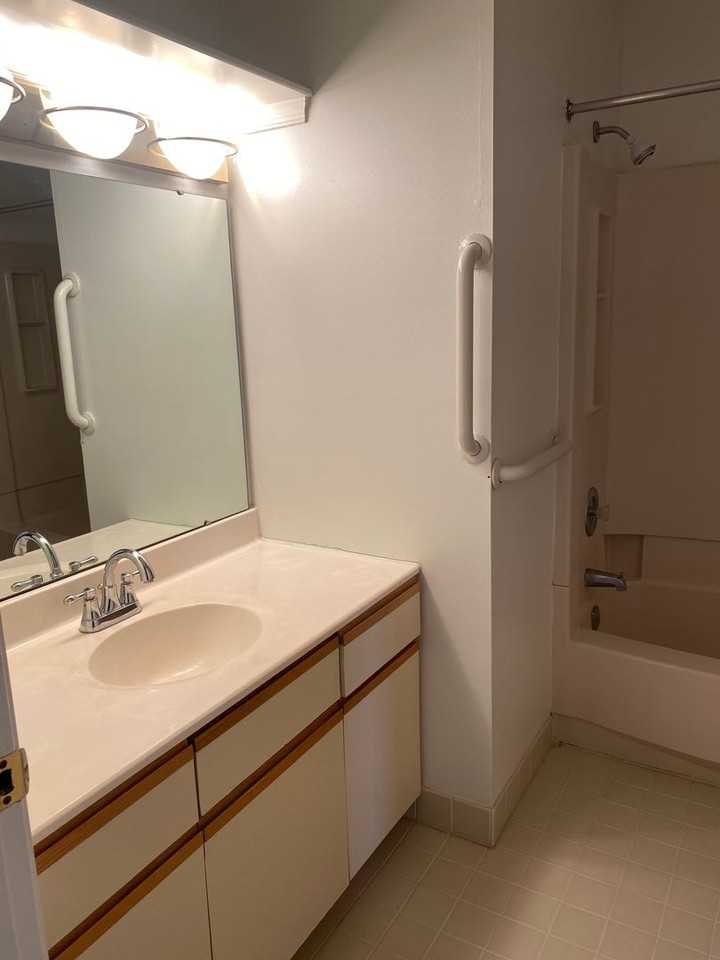 806 Christopher Dr - Photo 6 of 15