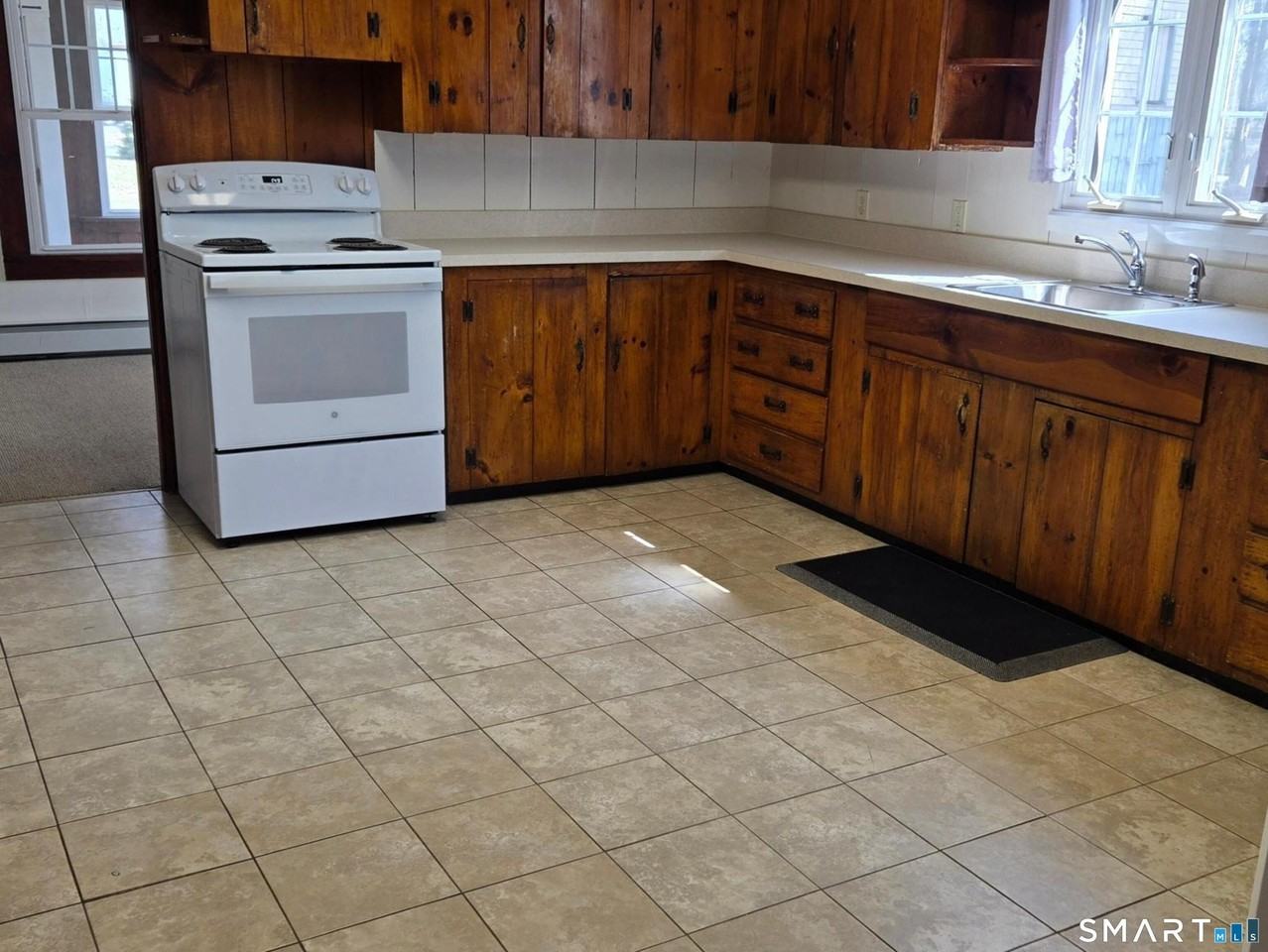 150 Spencer St - Photo 7 of 24