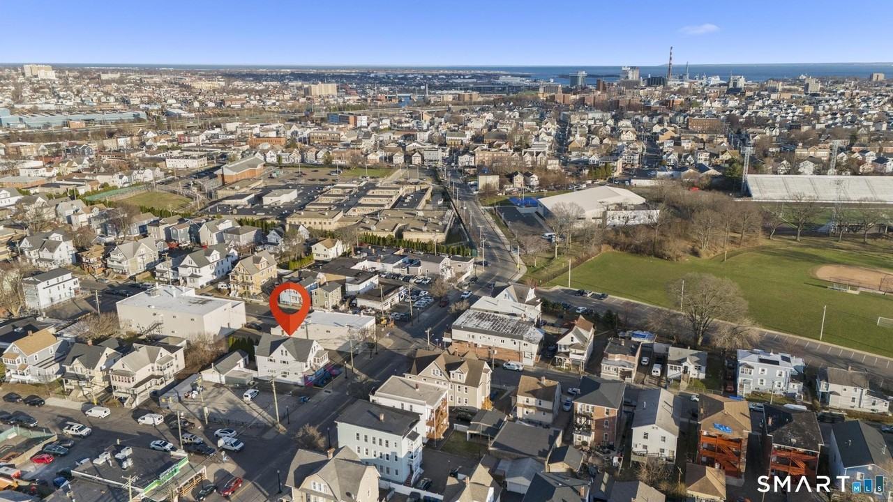 712 Madison Ave 1st Fl - Photo 2 of 33