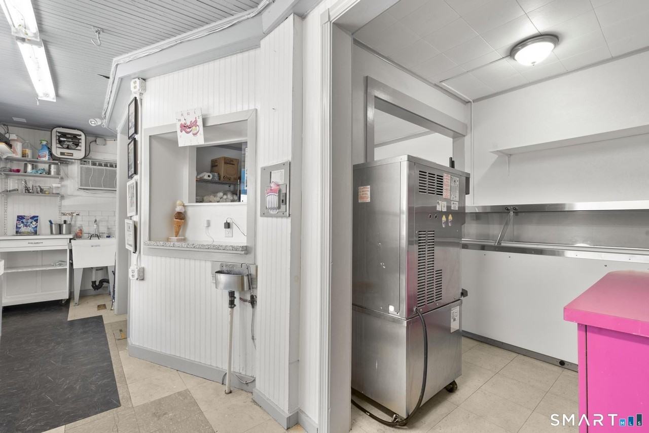 712 Madison Ave 1st Fl - Photo 4 of 33