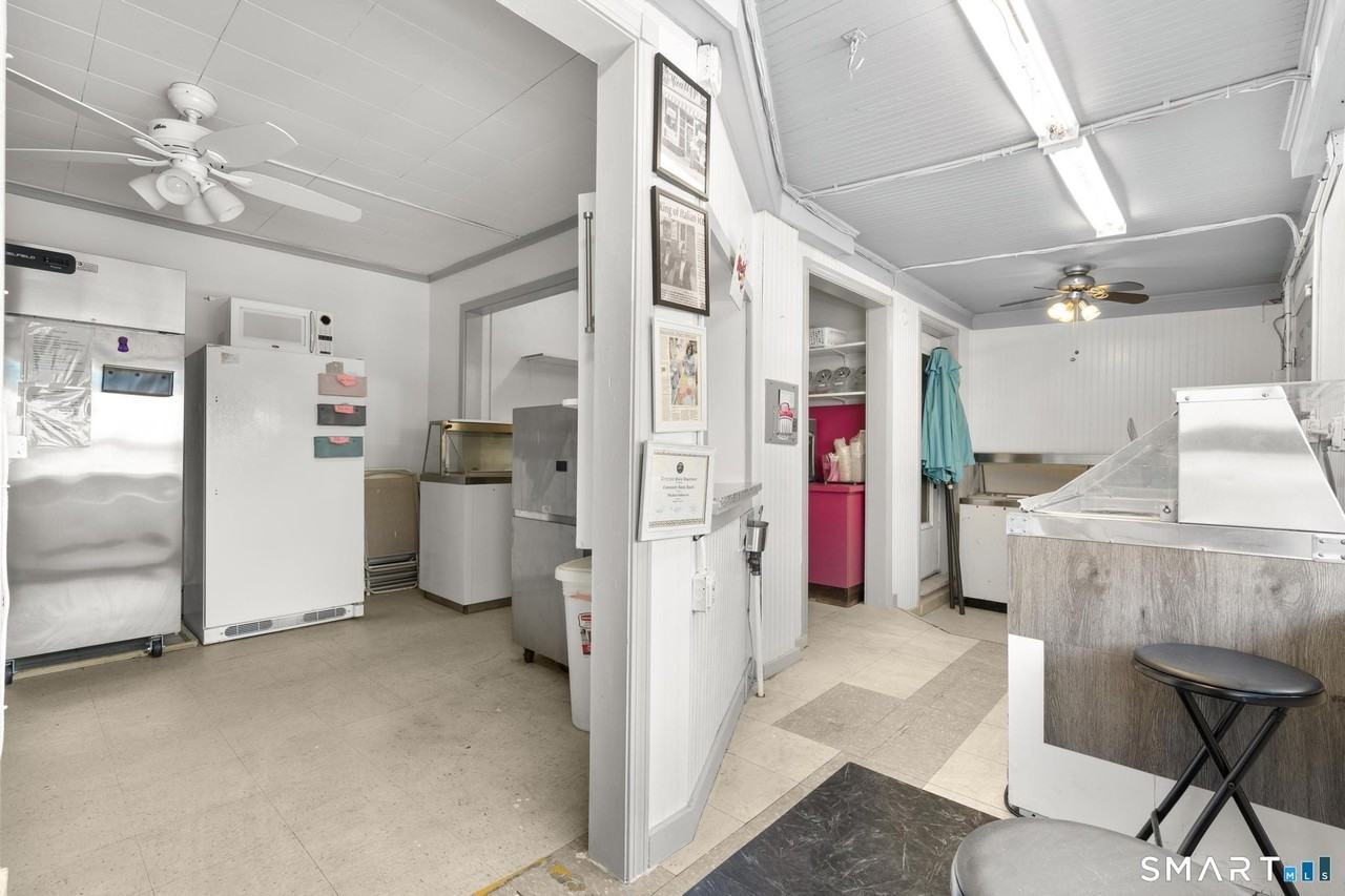 712 Madison Ave 1st Fl - Photo 7 of 33