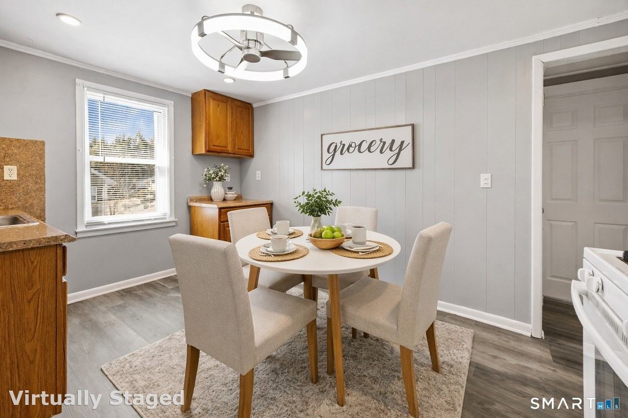 62 Edgewood Rd - Photo 7 of 11