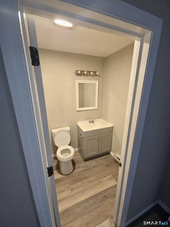 6 Peggy Lane - Photo 4 of 6